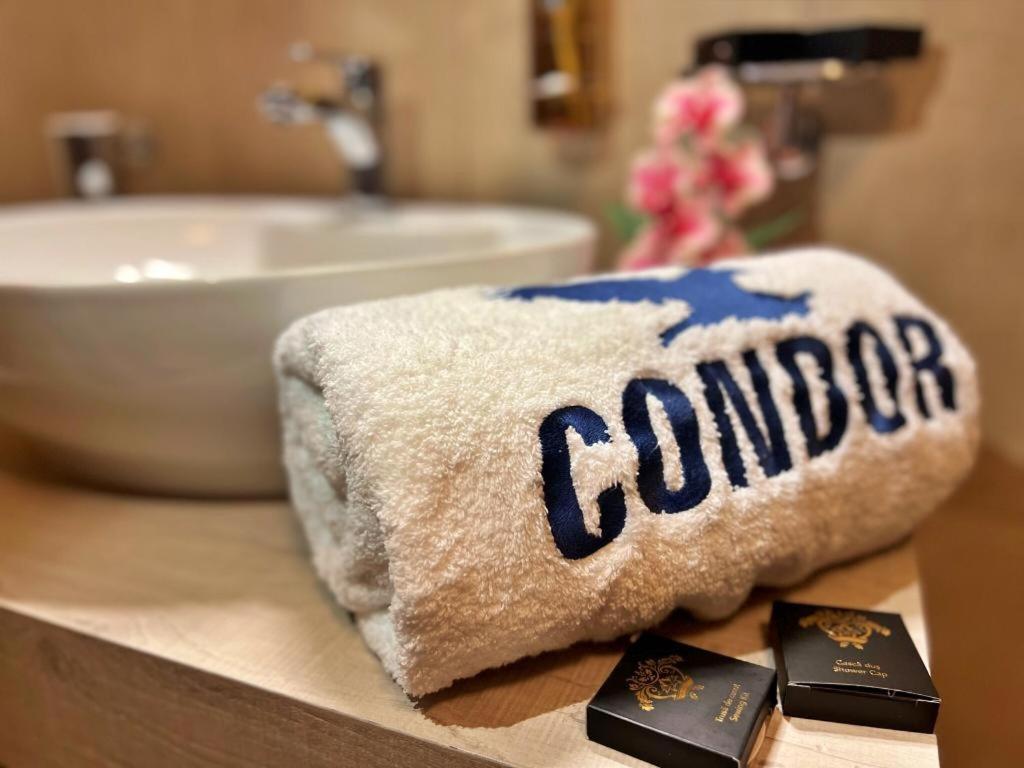 Hotel Condor Tulcsa Kültér fotó